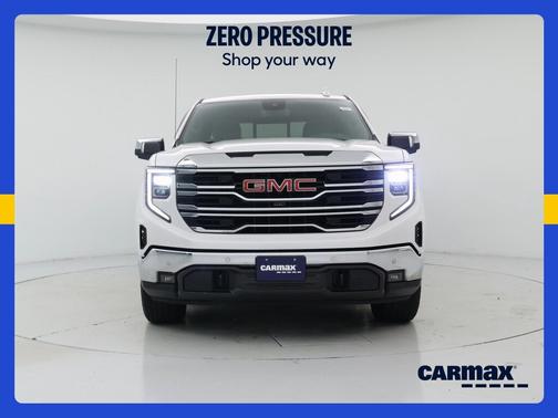 White 2024 GMC Sierra 1500 SLT
