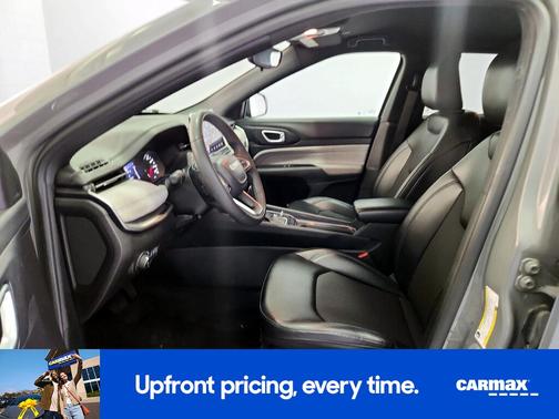 Gray 2023 Jeep Compass Latitude