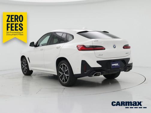 White 2023 BMW X4 XDrive30i