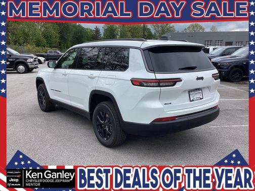Bright White Clearcoat 2026 Jeep Grand Cherokee L Laredo