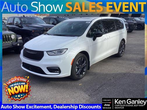 2026 Chrysler Pacifica Select