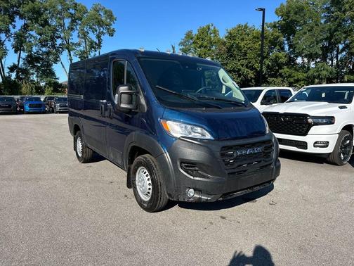 2025 RAM ProMaster 1500 Low Roof