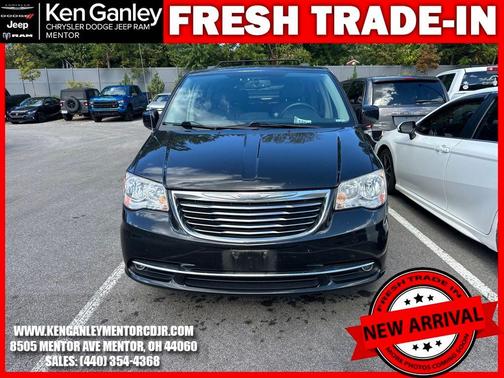 2014 Chrysler Town & Country Touring