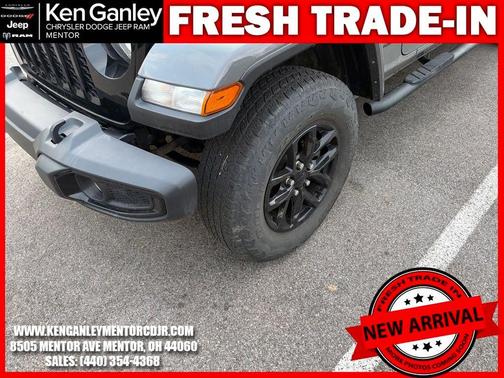 2022 Jeep Gladiator Sport