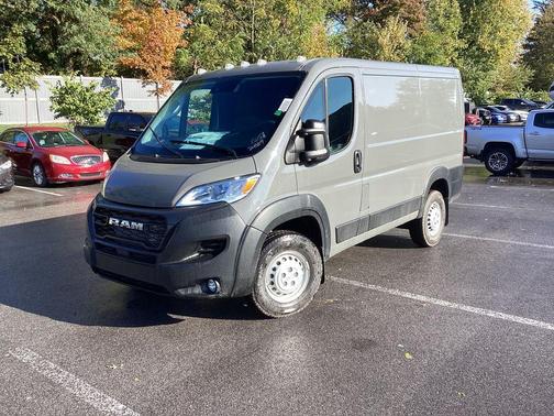 2025 RAM ProMaster 1500 Low Roof