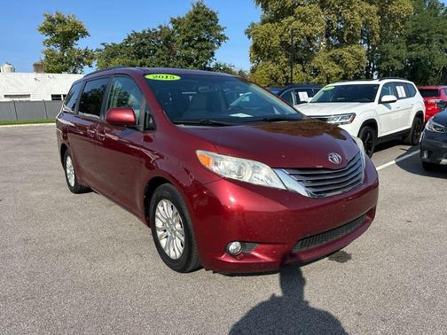 2015 Toyota Sienna L