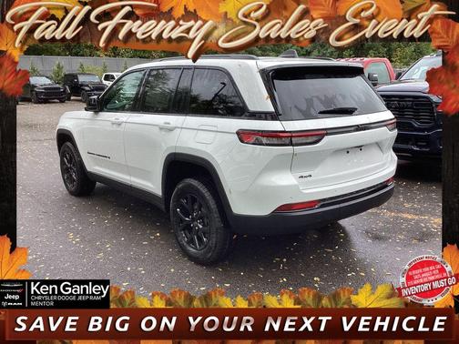 2025 Jeep Grand Cherokee Laredo