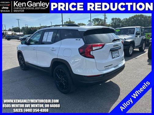 2023 GMC Terrain SLE