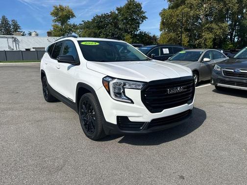 2023 GMC Terrain SLE