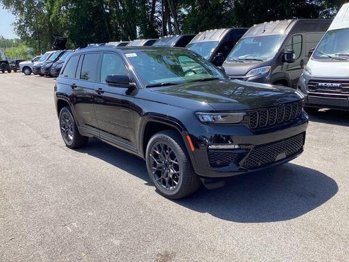 2025 Jeep Grand Cherokee Summit