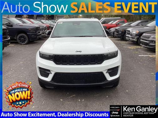 2025 Jeep Grand Cherokee Laredo