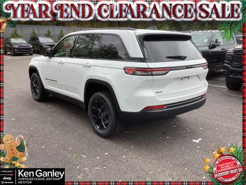 2025 Jeep Grand Cherokee Laredo