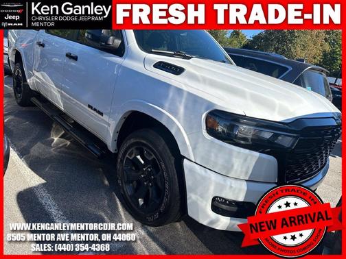 Bright White Clearcoat 2025 RAM 1500 Big Horn/Lone Star