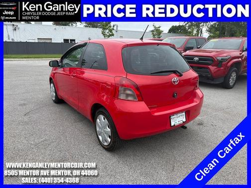 Red 2007 Toyota Yaris Base