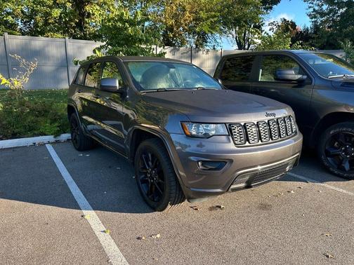 2018 Jeep Grand Cherokee Altitude