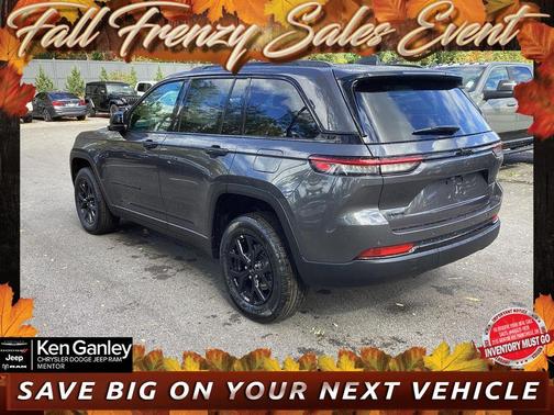 2025 Jeep Grand Cherokee Laredo