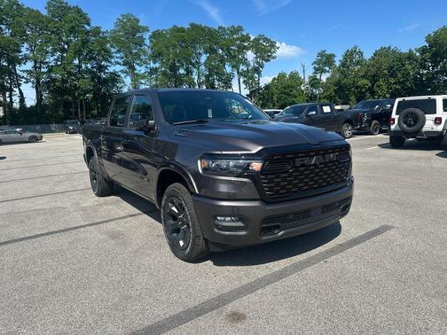 Granite Crystal Clearcoat Metallic 2026 RAM 1500 Big Horn/Lone Star
