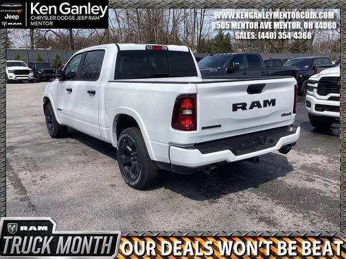 Bright White Clearcoat 2026 RAM 1500 Big Horn/Lone Star