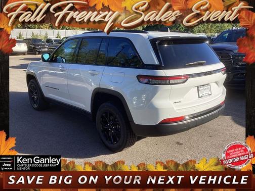 2025 Jeep Grand Cherokee Laredo