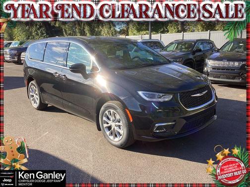 2026 Chrysler Pacifica Select