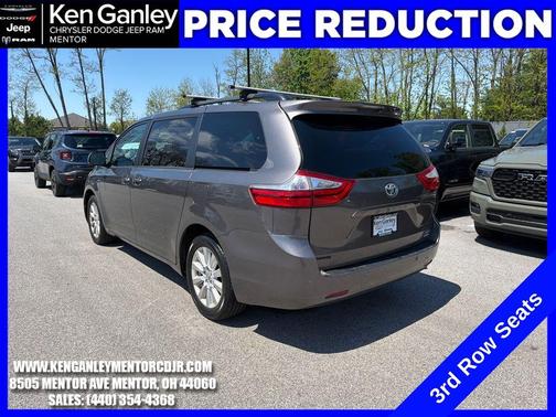Gray 2017 Toyota Sienna XLE