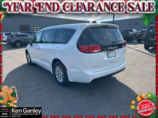 2026 Chrysler Voyager LX