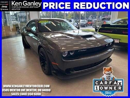 Granite Crystal Clearcoat Metallic 2023 Dodge Challenger R/T Scat Pack