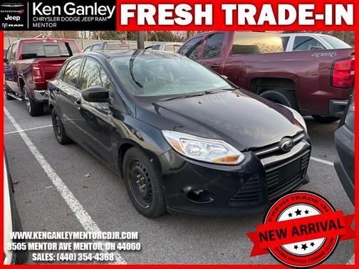 Black 2012 Ford Focus SE