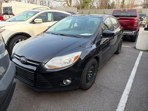 Black 2012 Ford Focus SE