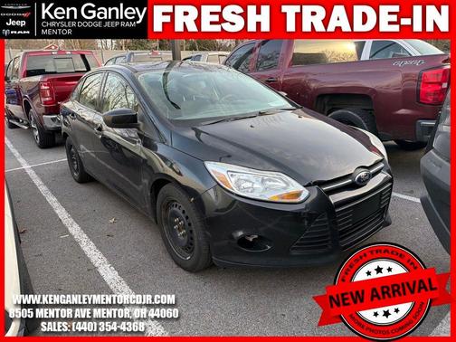 Black 2012 Ford Focus SE