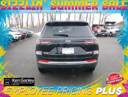 2025 Jeep Grand Cherokee Laredo