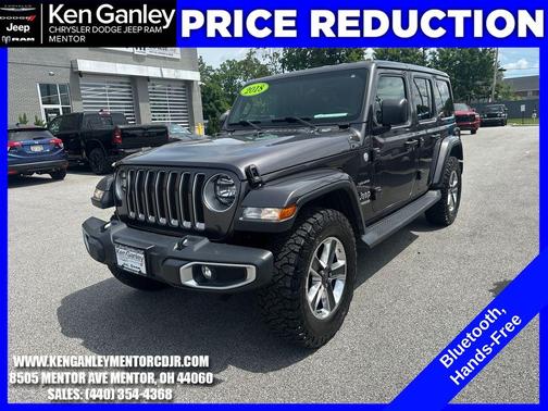 Granite Crystal Clearcoat Metallic 2018 Jeep Wrangler Unlimited Sahara