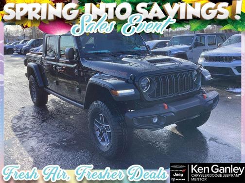 Black Clearcoat 2026 Jeep Gladiator Mojave