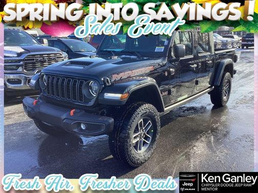 Black Clearcoat 2026 Jeep Gladiator Mojave