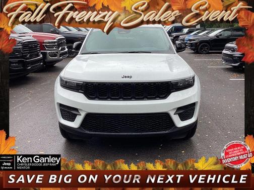 2025 Jeep Grand Cherokee Laredo