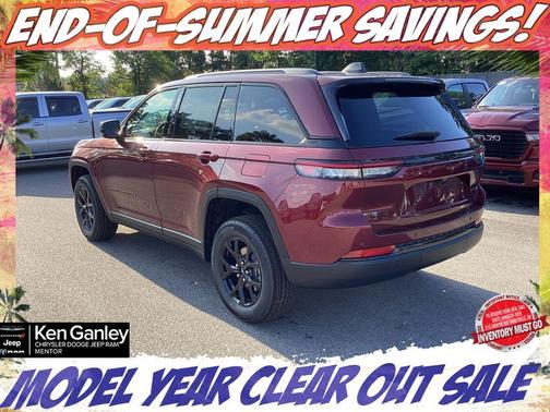 2025 Jeep Grand Cherokee Laredo