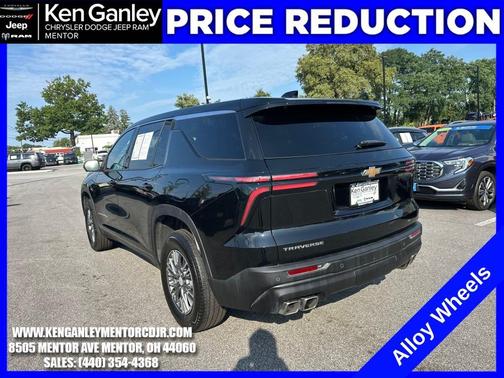 2024 Chevrolet Traverse LS