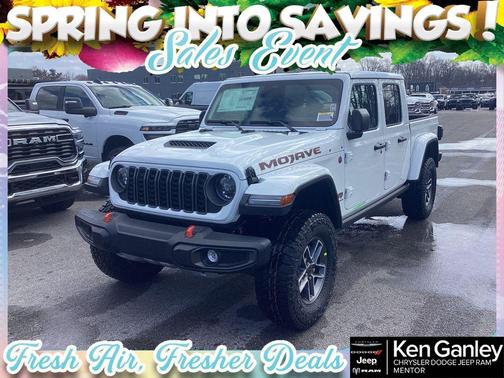 Bright White Clearcoat 2026 Jeep Gladiator Mojave
