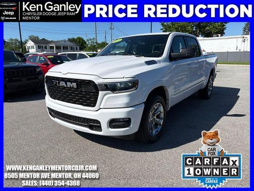 Bright White Clearcoat 2025 RAM 1500 Big Horn/Lone Star