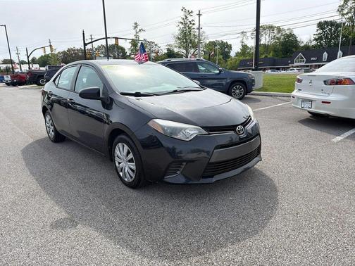 Black Sand Pearl 2016 Toyota Corolla LE