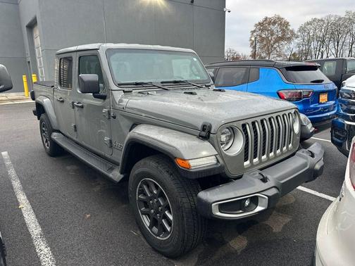 2021 Jeep Gladiator Overland