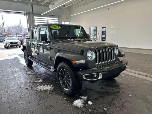2021 Jeep Gladiator Overland