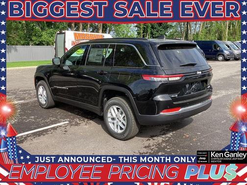 2025 Jeep Grand Cherokee Laredo