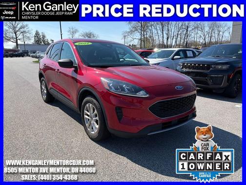Red Metallic 2022 Ford Escape SE