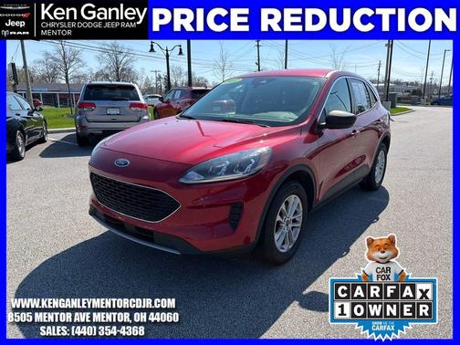 Red Metallic 2022 Ford Escape SE