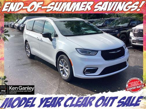 2026 Chrysler Pacifica Select