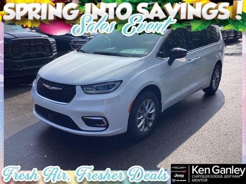 2026 Chrysler Pacifica Select