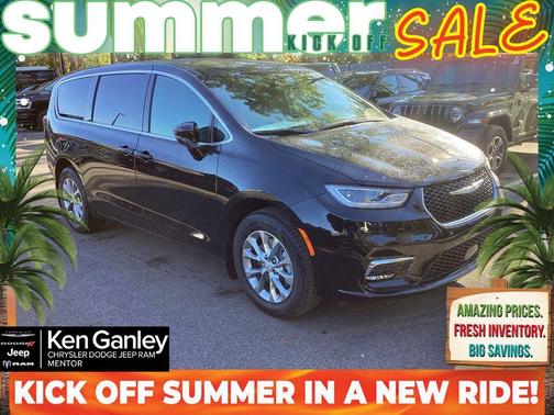 Diamond Black 2026 Chrysler Pacifica Select