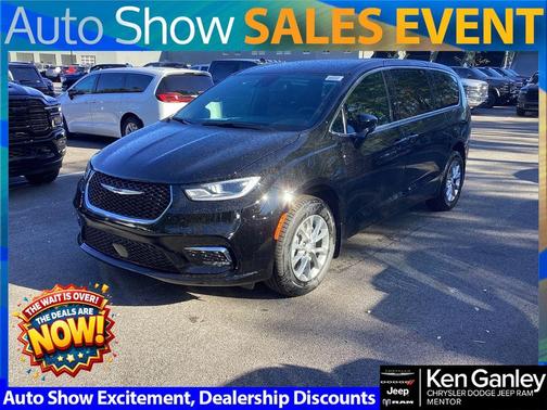 2026 Chrysler Pacifica Select