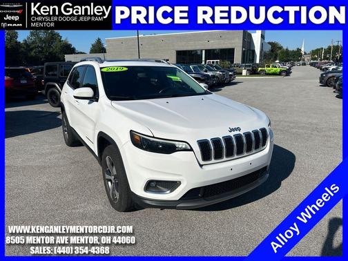 Bright White Clearcoat 2019 Jeep Cherokee Limited